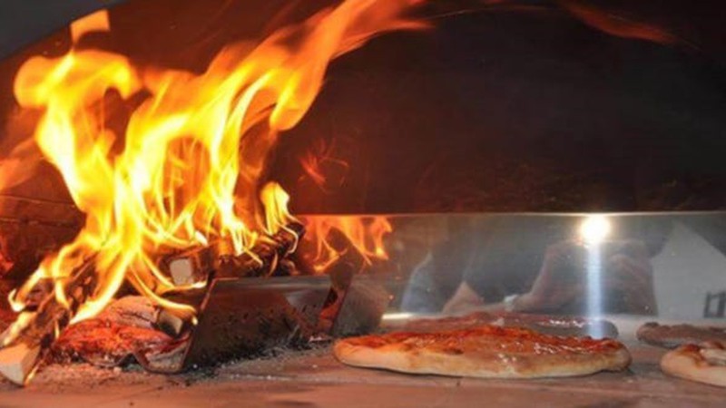 Thumbnail Pizzaofen Genaro Feuerbock aus Chromstahl